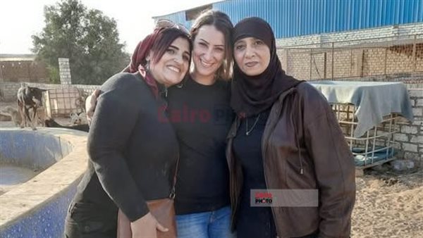 نوهير وصديقتها 