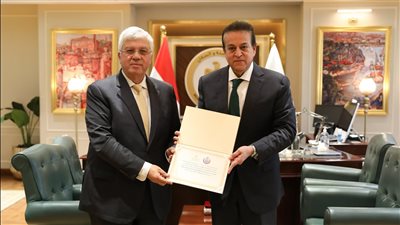 مصادر: الشركة المنتجة لـ عقار ترايكافتا لعلاج مرضى التليف الكيسي تبرعت لمصر بشحنة تكفي 400 طفل