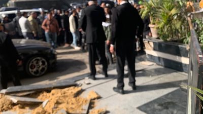 تفاصيل تغريم مرتضى منصور 500 جنيه لاتهامه بإتلاف الرصيف العام أمام منزله بالمهندسين | صور