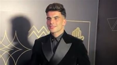 حسين لبيب يحسم موقف تجديد عقد زيزو مع الزمالك| بث مباشر