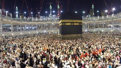 وزير السياحة: نجاح تنظيم برامج العمرة لما يقرب من 904 آلاف معتمر مصري خلال موسم 1446هـ