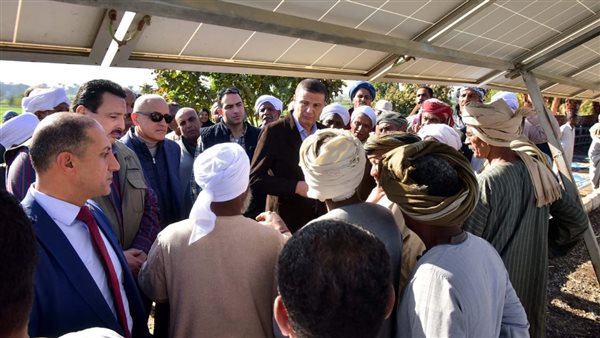 وزير الزراعة ومحافظ