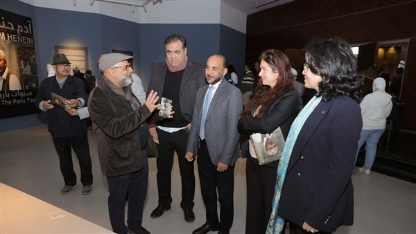 افتتاح معرض آدم حنين..