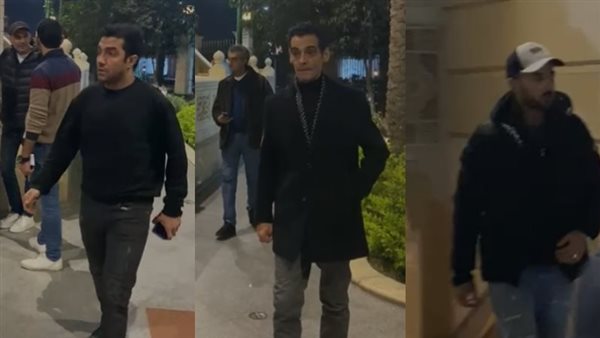 نجوم الفن في عزاء