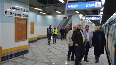 مصرع شخص أسفل عجلات قطار محطة نادي الشمس |بث مباشر 