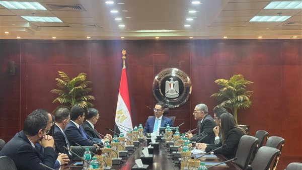 مشاورات إنشاء برج