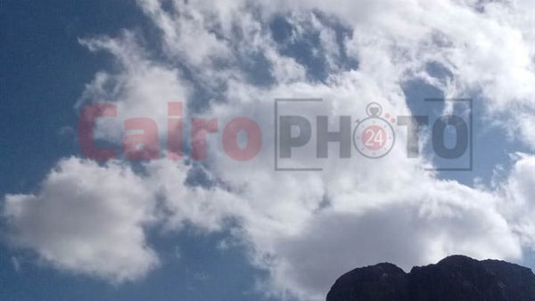 سحب ركامية على مدينة