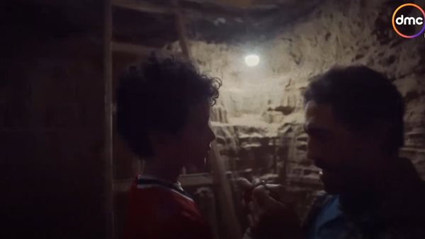 خالد كمال في ساعته