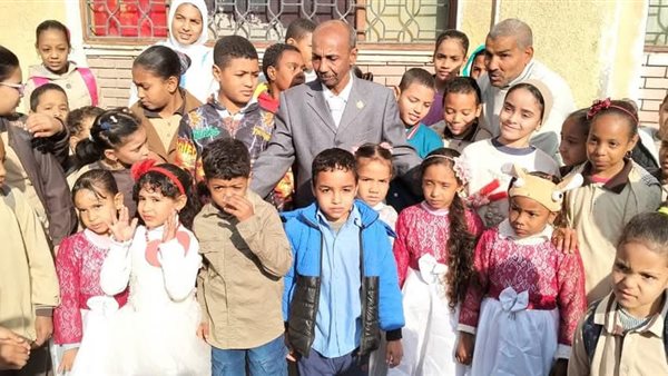 تكريم مدير مدرسة