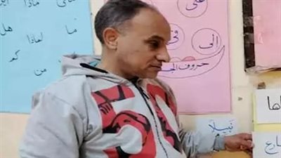 مات ساجدا.. تشييع جنازة مدرس توفي خلال صلاة الظهر بأسيوط| فيديو