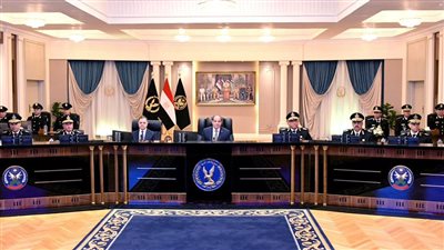 الرئيس السيسي: هناك دول نموها السكاني سلبي ولم تتأثر.. ونحن بحاجة لـ60 ألف فصل دراسي جديد سنويا