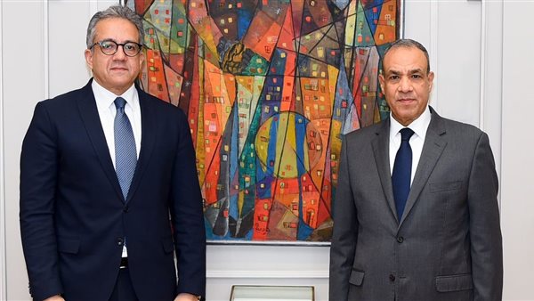 وزير الخارجية ووزير