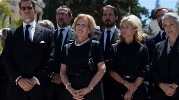 العائلة المالكة في