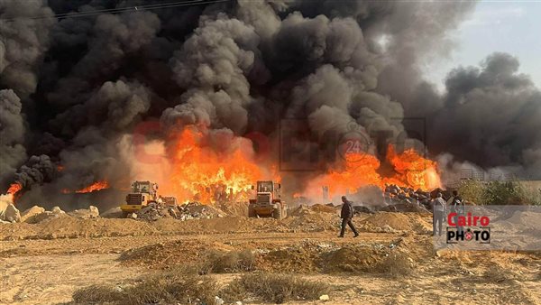 حريق مصنع مراتب بالعاشر