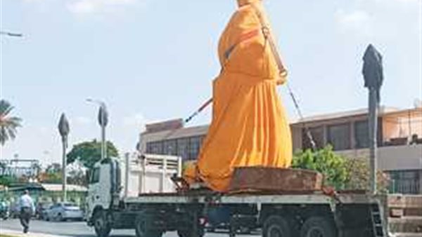 تمثال دليسيبس 