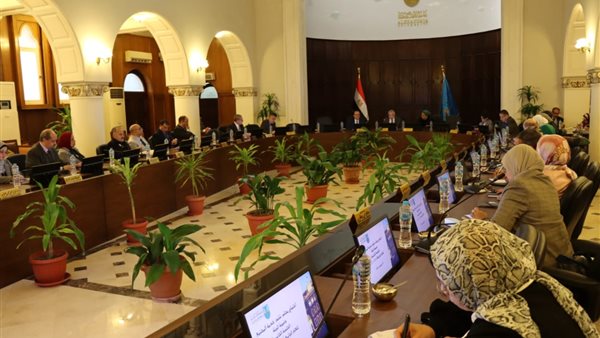 جانب من لقاء المجلس