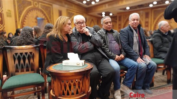 محمد عبد العزيز وعمر