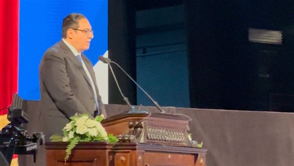 رئيس جامعة القاهرة