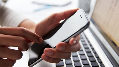 لإنتاج 25 مليون موبايل سنويا.. شركة عالمية خامسة تبدأ تصنيع هواتفها بمصر مع بداية العام المالي الجديد