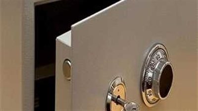 شالوا الخزنة الحديد.. سرقة أموال وهواتف من فرع إحدى شركات المحمول بأبو النمرس