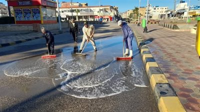 محافظ كفر الشيخ يعلن رفع درجة الاستعداد للتعامل مع سقوط الأمطار.. ويتابع كسح المياه بمصيف بلطيم