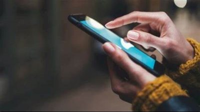 هل الإكثار من مشاهدة الهاتف قبل الإفطار يؤثر على صحة الدماغ؟