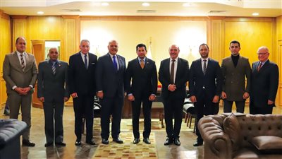 وزير الرياضة يلتقي مجلس إدارة اتحاد الرماية بتشكيله الجديد