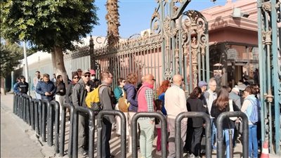 تزامنًا مع الكريسماس.. إقبال كبير من السائحين على زيارة المتحف المصري بالتحرير | صور