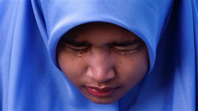 آلاف الأشخاص يحيون الذكرى الـ 20 لكارثة تسونامي 