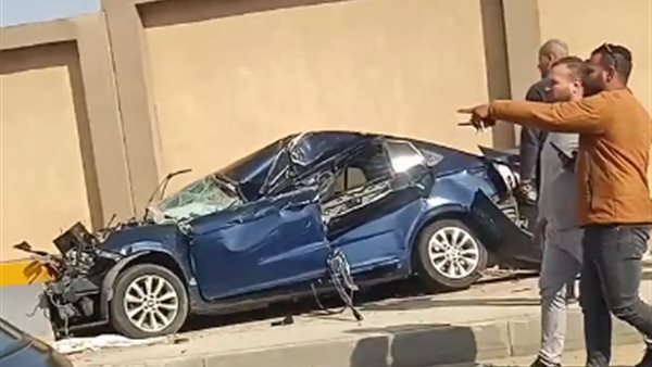 حادث تصادم أعلي طريق