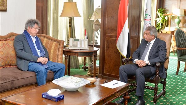 جانب من لقاء خالد