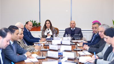 كامل الوزير يوجه بتشكيل جمعية مستثمرين لكل منطقة صناعية ببرنامج التنمية المحلية بالصعيد 