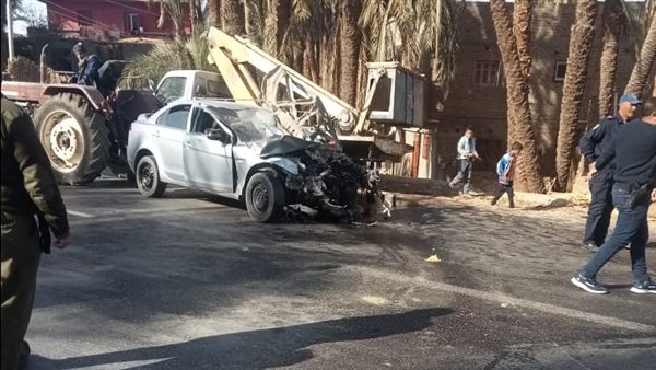 تصادم سيارتين بأسيوط