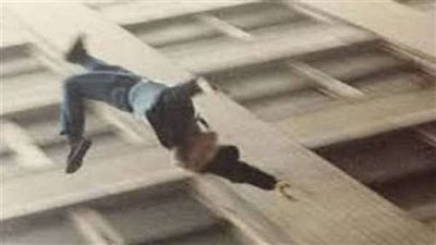 إصابة طالبة بكلية الطب بجروح بالغة إثر سقوطها من الطابق الخامس ببني سويف 