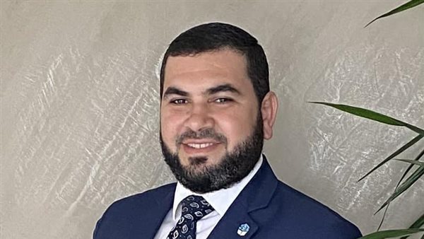 الدكتور أحمد شبل