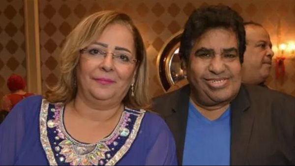 أحمد عدوية وزوجته