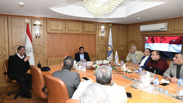 اجتماع نائب محافظ