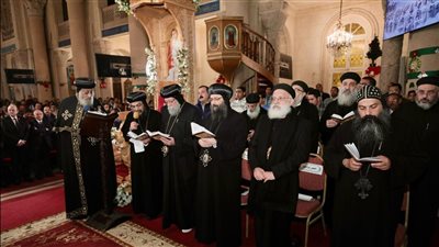 البابا تواضروس يترأس صلوات ليلة رأس السنة بالإسكندرية