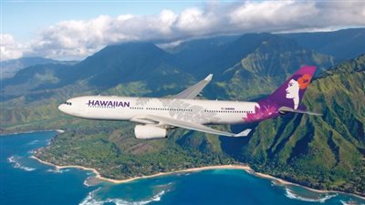 الدخان يجبر طائرة أمريكية على العودة لمطار سياتل بعد الإقلاع