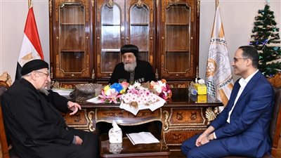 البابا تواضروس يبحث تطوير الخدمات الطبية بمستشفى الأنبا تكلا في الإسكندرية