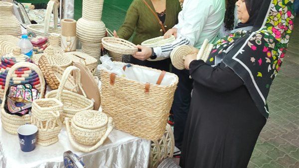 عارضو وحدة أيادي