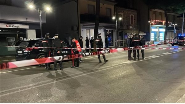 حادث طعن في إيطاليا