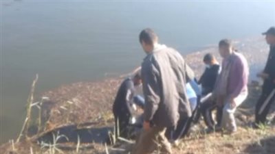 انتشال جثمان شخص مجهول الهوية من بحر الياس بالفيوم