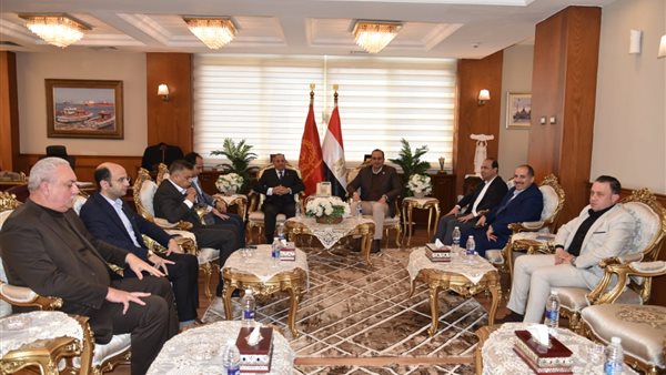 محافظ بورسعيد يستقبل