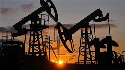 خام برنت يمحو خسائره ويتجاوز 76 دولارًا مع مخاوف نقص الإمدادات