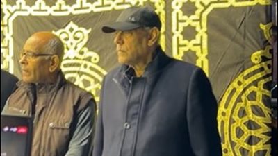 بملامح حزينة.. الفنان أحمد بدير يتلقى واجب العزاء في شقيقته | بث مباشر 