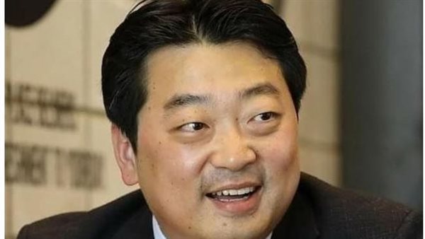 كيم يونج جون - المحلل