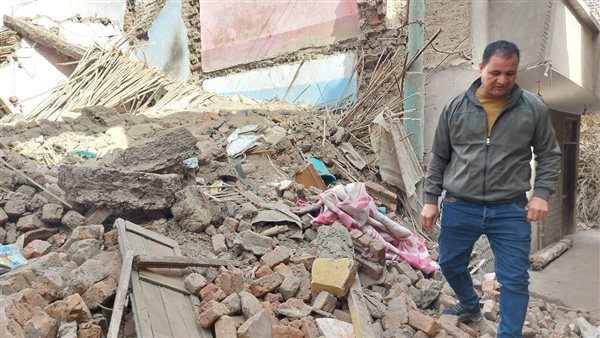 المنازل المنهارة