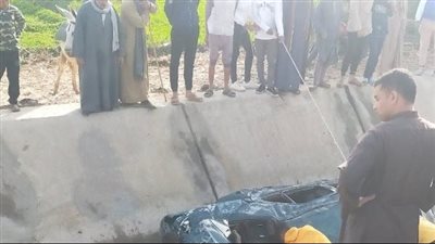 تفاصيل مصرع شخص وإصابة 2 آخرين في انقلاب ملاكي بأسيوط | بث مباشر