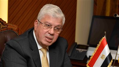 وزير التعليم العالي: توفير منح دراسية بديلة لطلاب المنح المقرر قبولهم للالتحاق بالجامعة الأمريكية